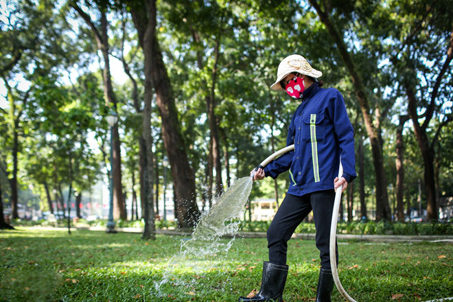 Người Sài Gòn co ro trong cái lạnh 20 độ C